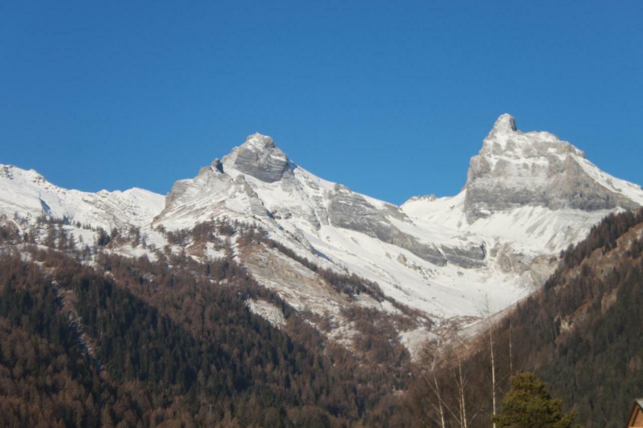Appartement Dans Le Centre Thermal Les Sources Ovronnaz Eksteriør billede